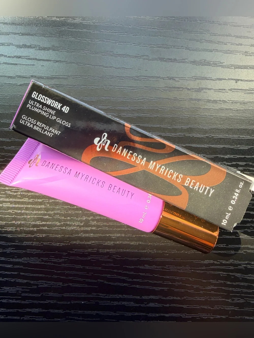 Danessa Myricks Beauty Glosswork 4D Ultra Shine Plumping Lip Gloss - Pink